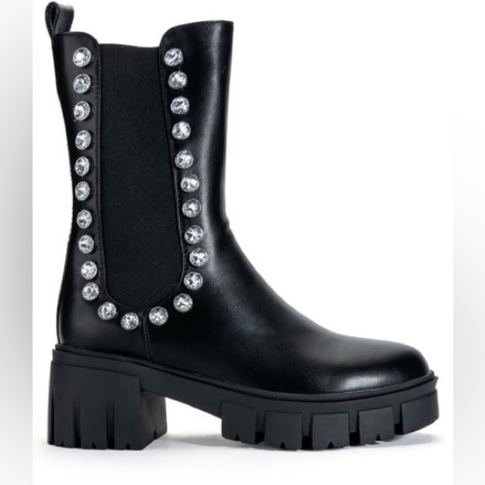 AZALEA WANG LINCOLN RHINESTONE FLATFORM CHELSEA BOOT IN BLACK
